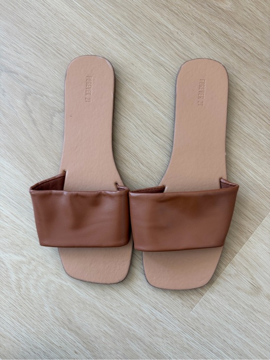 Forever 21 Shoes - Forever 21 Brown Padded Slide Sandals